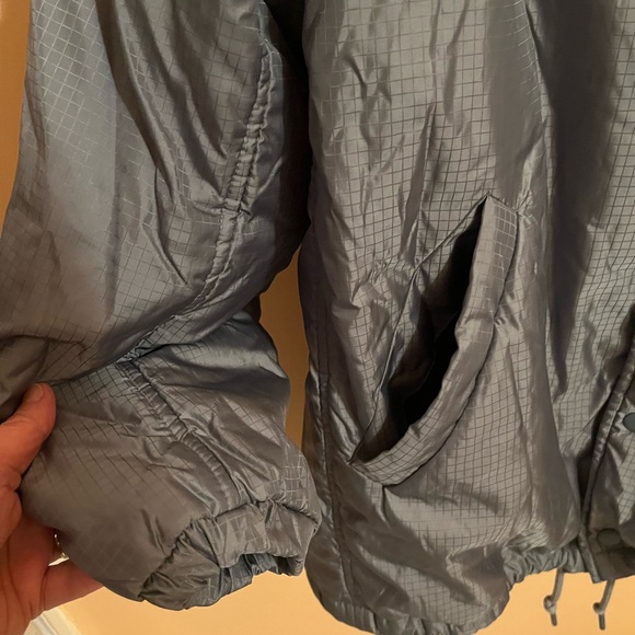 Aritzia TNA Coaches Gray Grid Coat - Picture 3 of 11